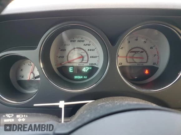 ✅ 2012 Dodge Challenger SRT-8 392 • VIN: 2C3CDYCJ6CH120927 • Lot: 80572574. Wystawiony na Copart z przebiegiem 39 264 mil. Bezpłatny archiwum sprzedaży aukcyjnych z USA i szczegółowy raport historii pojazdu na DreamBid. Zdjęcie 9.