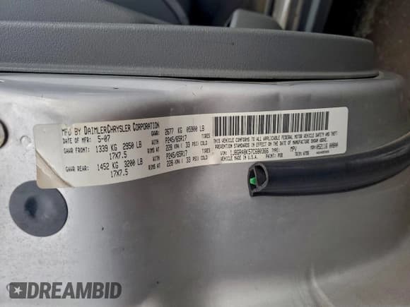 ✅ 2007 Jeep Grand Cherokee Laredo • VIN: 1J8GR48K57C680366 • Lot: 91574885. Listed on Copart with 166,498 mi. Free auction sales archive from the USA and detailed vehicle history report at DreamBid. Image 14.