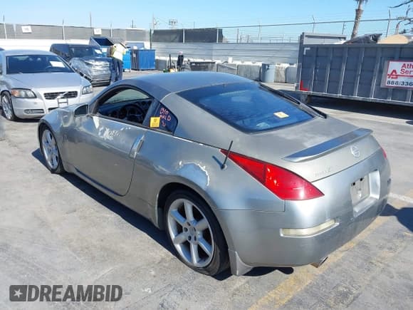 ✅ 2003 Nissan 350Z Touring • VIN: JN1AZ34E93T009576 • Lot: 42724798. Listed on IAAI with 127,743 mi. Free auction sales archive from the USA and detailed vehicle history report at DreamBid. Image 3.