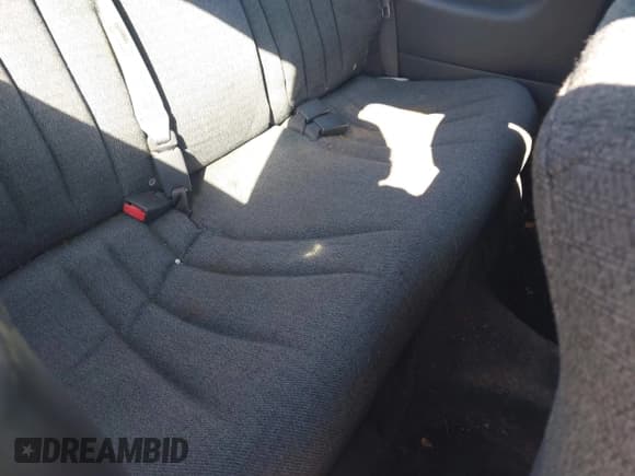 ✅ 2003 Chevrolet Cavalier • VIN: 1G1JC12F337198970 • Lot: 43395113. Listed on IAAI with 82,046 mi. Free auction sales archive from the USA and detailed vehicle history report at DreamBid. Image 8.