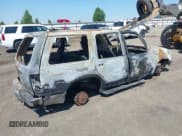 ✅ 1998 Ford Explorer XL • VIN: 1FMZU34E5WZA80656 • Лот: 42776117. Опубликован ранее на IAAI с пробегом Не указан. Бесплатный доступ к архиву аукционных продаж из США и подробный отчёт об истории автомобиля на DreamBid. Изображение 4.