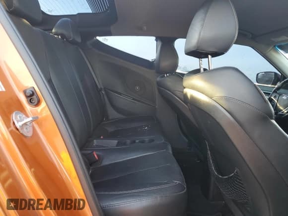 ✅ 2014 Hyundai Veloster Turbo • VIN: KMHTC6AE2EU193216 • Lot: 85075714. Listed on Copart with 96,611 mi. Free auction sales archive from the USA and detailed vehicle history report at DreamBid. Image 10.