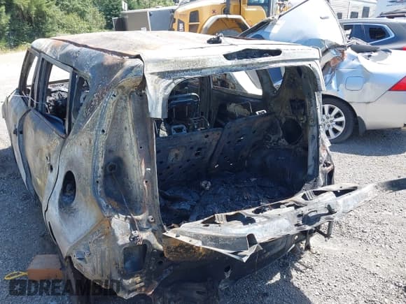 ✅ 2014 Kia Soul • VIN: KNDJN2A26E7072143 • Lot: 42876563. Listed on IAAI with Not provided. Free auction sales archive from the USA and detailed vehicle history report at DreamBid. Image 11.