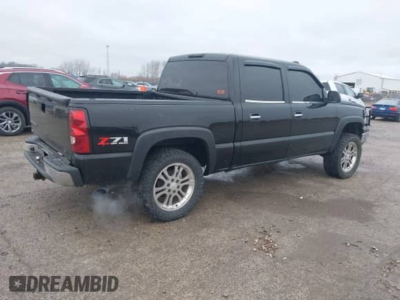 2006 Chevrolet Silverado 1500 LT1 с VIN 2GCEK13Z261356091, выставлен на аукционе IAAI как лот 41734558 с пробегом 247 209 миль миль и . История ставок и продаж доступна на DreamBid. Изображение 4.