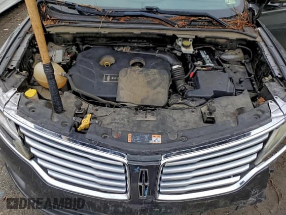 ✅ 2017 Lincoln MKC Reserve • VIN: 5LMCJ3D93HUL03680 • Lot: 95403155. Wystawiony na Copart z przebiegiem 66 428 mil. Bezpłatny archiwum sprzedaży aukcyjnych z USA i szczegółowy raport historii pojazdu na DreamBid. Zdjęcie 12.