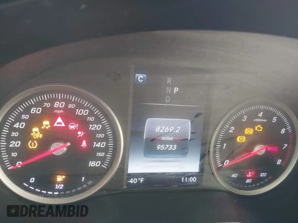 ✅ 2016 Mercedes-Benz GLC 300 • VIN: WDC0G4KB8GF058201 • Lot: 43396540. Wystawiony na IAAI z przebiegiem 95 733 mil. Bezpłatny archiwum sprzedaży aukcyjnych z USA i szczegółowy raport historii pojazdu na DreamBid. Zdjęcie 7.