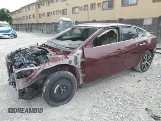 ✅ 2017 Nissan Maxima Platinum • VIN: 1N4AA6AP7HC404980 • Lot: 92856935. Wystawiony na Copart z przebiegiem 121 680 mil. Bezpłatny archiwum sprzedaży aukcyjnych z USA i szczegółowy raport historii pojazdu na DreamBid. Zdjęcie 1.