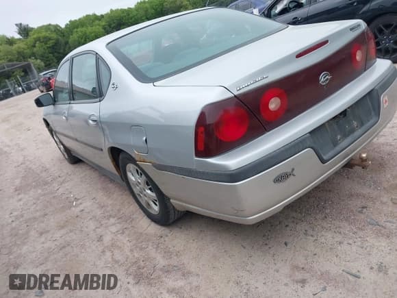 ✅ 2002 Chevrolet Impala • VIN: 2G1WF55E129215981 • Lot: 42285344. Wystawiony na IAAI z przebiegiem 99 611 mil. Bezpłatny archiwum sprzedaży aukcyjnych z USA i szczegółowy raport historii pojazdu na DreamBid. Zdjęcie 3.