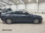 ✅ 2013 Lincoln MKZ • VIN: 3LN6L2J93DR819323 • Lot: 43627648. Wystawiony na IAAI z przebiegiem 105 605 mil. Bezpłatny archiwum sprzedaży aukcyjnych z USA i szczegółowy raport historii pojazdu na DreamBid. Zdjęcie 13.