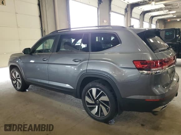 ✅ 2024 Volkswagen Atlas SE • VIN: 1V2KR2CA5RC502446 • Lot: 69026025. Listed on Copart with 34,946 mi. Free auction sales archive from the USA and detailed vehicle history report at DreamBid. Image 2.