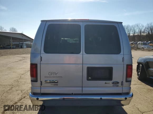 ✅ 2013 Ford Econoline Passenger XL • VIN: 1FBNE3BL1DDB25902 • Лот: 93118285. Опубликован ранее на Copart с пробегом 292 379 миль. Бесплатный доступ к архиву аукционных продаж из США и подробный отчёт об истории автомобиля на DreamBid. Изображение 6.