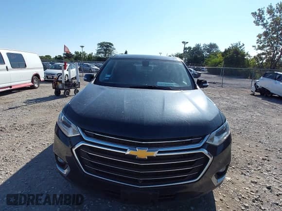 ✅ 2020 Chevrolet Traverse LT • VIN: 1GNERHKW4LJ127027 • Lot: 43148957. Wystawiony na IAAI z przebiegiem 141 932 mil. Bezpłatny archiwum sprzedaży aukcyjnych z USA i szczegółowy raport historii pojazdu na DreamBid. Zdjęcie 12.