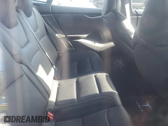 ✅ 2020 Tesla Model S Performance • VIN: 5YJSA1E47LF402269 • Lot: 88001975. Listed on Copart with Not provided. Free auction sales archive from the USA and detailed vehicle history report at DreamBid. Image 10.