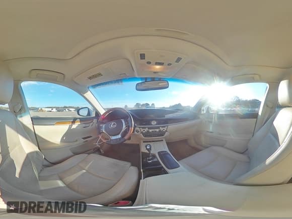 ✅ 2014 Lexus ES 300h • VIN: JTHBW1GG2E2041790 • Лот: 92940505. Опубликован ранее на Copart с пробегом 136 724 миль. Бесплатный доступ к архиву аукционных продаж из США и подробный отчёт об истории автомобиля на DreamBid. Изображение 14.