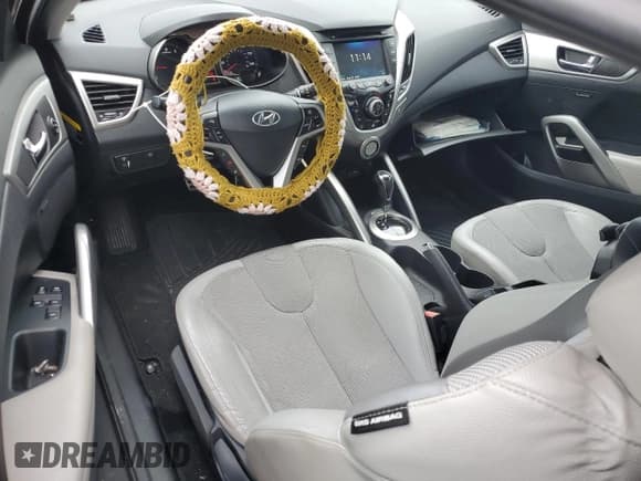 ✅ 2012 Hyundai Veloster w/Red Int • VIN: KMHTC6AD3CU026741 • Lot: 77782934. Wystawiony na Copart z przebiegiem 114 467 mil. Bezpłatny archiwum sprzedaży aukcyjnych z USA i szczegółowy raport historii pojazdu na DreamBid. Zdjęcie 8.