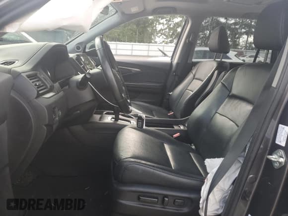 ✅ 2019 Honda Pilot EX-L • VIN: 5FNYF5H45KB007410 • Lot: 68259885. Listed on Copart with 129,882 mi. Free auction sales archive from the USA and detailed vehicle history report at DreamBid. Image 7.