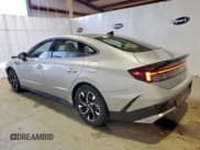 ✅ 2025 Hyundai Sonata SEL • VIN: KMHL64JA4SA454898 • Лот: 90748365. Опубликован ранее на Copart с пробегом 19 676 миль. Бесплатный доступ к архиву аукционных продаж из США и подробный отчёт об истории автомобиля на DreamBid. Изображение 2.