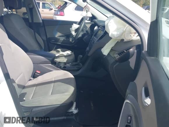 2018 Hyundai Santa Fe 2.4L z VIN 5NMZUDLB6JH078395, wystawiony jako IAAI lot #43277067 z przebiegiem 82 038 mil mil oraz . Historia ofert i sprzedaży dostępna na DreamBid. Obrazek 5.