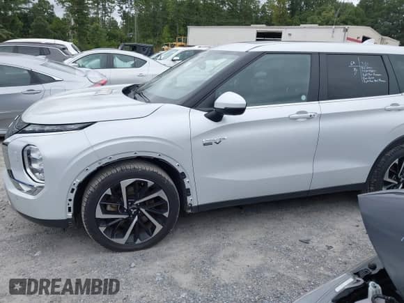 2023 Mitsubishi Outlander SE with VIN JA4T5UA98PZ062717, listed as a IAAI auction lot 42898791 with 42,864 mi miles and . Bid and sale history available at DreamBid. Image 14.
