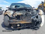 ✅ 2015 Hyundai Veloster • VIN: KMHTC6AD1FU237103 • Lot: 43422559. Wystawiony na IAAI z przebiegiem Nie podano. Bezpłatny archiwum sprzedaży aukcyjnych z USA i szczegółowy raport historii pojazdu na DreamBid. Zdjęcie 16.