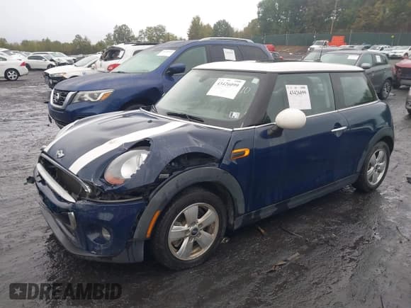 ✅ 2015 MINI Hardtop • VIN: WMWXM5C5XF3A57949 • Lot: 43426099. Wystawiony na IAAI z przebiegiem 96 701 mil. Bezpłatny archiwum sprzedaży aukcyjnych z USA i szczegółowy raport historii pojazdu na DreamBid. Zdjęcie 17.