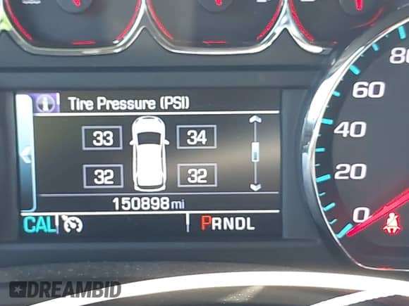 2018 Chevrolet Suburban LS z VIN 1GNSKGKC1JR137052, wystawiony jako IAAI lot #42942872 z przebiegiem 150 898 mil mil oraz . Historia ofert i sprzedaży dostępna na DreamBid. Obrazek 15.