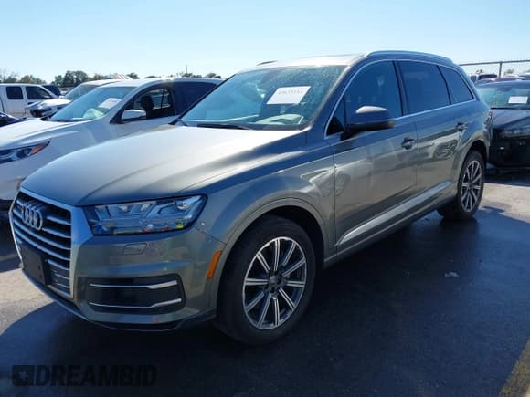 ✅ 2017 Audi Q7 Premium Plus • VIN: WA1LAAF78HD029927 • Lot: 43633184. Listed on IAAI with 118,801 mi. Free auction sales archive from the USA and detailed vehicle history report at DreamBid. Image 21.