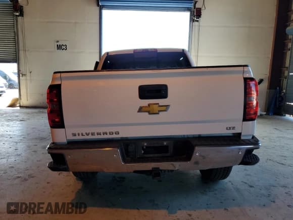 ✅ 2015 Chevrolet Silverado 1500 LTZ • VIN: 3GCPCSEC4FG472047 • Лот: 67994135. Опубликован ранее на Copart с пробегом 248 604 миль. Бесплатный доступ к архиву аукционных продаж из США и подробный отчёт об истории автомобиля на DreamBid. Изображение 6.