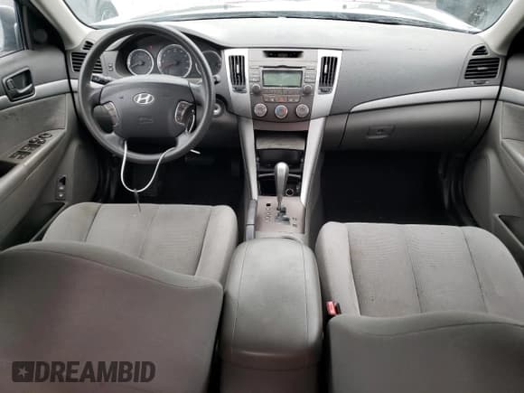 ✅ 2010 Hyundai Sonata GLS • VIN: 5NPET4AC2AH577520 • Лот: 52553433. Опубликован ранее на Copart с пробегом 175 470 миль. Бесплатный доступ к архиву аукционных продаж из США и подробный отчёт об истории автомобиля на DreamBid. Изображение 8.