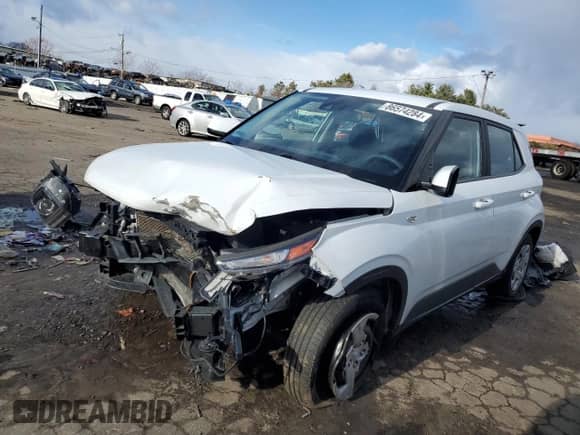 2020 Hyundai Venue SE с VIN KMHRB8A37LU034244, выставлен на аукционе Copart как лот 86574284 с пробегом 56 742 миль миль и Списание • Salvage title. История ставок и продаж доступна на DreamBid. Изображение 1.