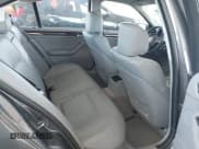 ✅ 2003 BMW 3 Series 330xi • VIN: WBAEW53403PG22285 • Lot: 42304460. Wystawiony na IAAI z przebiegiem 149 121 mil. Bezpłatny archiwum sprzedaży aukcyjnych z USA i szczegółowy raport historii pojazdu na DreamBid. Zdjęcie 8.