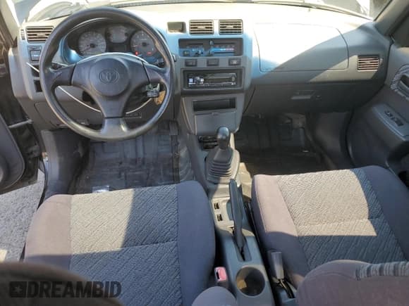 ✅ 1998 Toyota RAV4 • VIN: JT3HP10V3W7091396 • Лот: 71218535. Опубликован ранее на Copart с пробегом 176 988 миль. Бесплатный доступ к архиву аукционных продаж из США и подробный отчёт об истории автомобиля на DreamBid. Изображение 8.