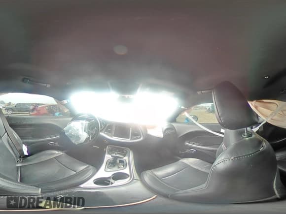 ✅ 2019 Dodge Challenger SXT • VIN: 2C3CDZAG2KH508961 • Lot: 70031154. Wystawiony na Copart z przebiegiem 97 867 mil. Bezpłatny archiwum sprzedaży aukcyjnych z USA i szczegółowy raport historii pojazdu na DreamBid. Zdjęcie 13.