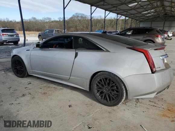 ✅ 2011 Cadillac CTS Premium • VIN: 1G6DP1ED5B0138380 • Lot: 88791095. Listed on Copart with 210,473 mi. Free auction sales archive from the USA and detailed vehicle history report at DreamBid. Image 2.