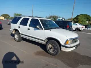 ✅ 1997 Chevrolet Blazer • VIN: 1GNCS13W2VK235015 • Lot: 41552691. Listed on IAAI with 110,834 mi miles. Access the free auction sales archive from the USA and view a detailed vehicle history report at DreamBid. Image 1.