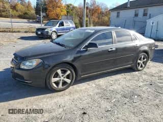 ✅ 2012 Chevrolet Malibu 1LT • VIN: 1G1ZC5E00CF150804 • Лот: 90137905. Опубликован ранее на Copart с пробегом 153 229 миль. Бесплатный доступ к архиву аукционных продаж из США и подробный отчёт об истории автомобиля на DreamBid. Изображение 1.