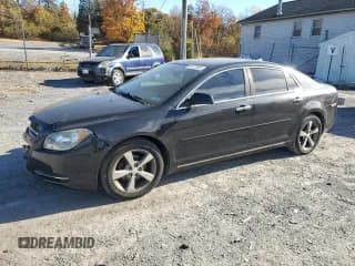 ✅ 2012 Chevrolet Malibu 1LT • VIN: 1G1ZC5E00CF150804 • Лот: 90137905. Опубликован ранее на Copart с пробегом 153 229 миль. Бесплатный доступ к архиву аукционных продаж из США и подробный отчёт об истории автомобиля на DreamBid. Изображение 1.