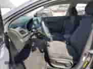 2018 Hyundai Accent SEL z VIN 3KPC24A3XJE012060, wystawiony jako Copart lot #64289673 z przebiegiem 105 042 mil mil oraz . Historia ofert i sprzedaży dostępna na DreamBid. Obrazek 7.