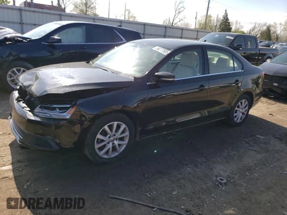 ✅ 2013 Volkswagen Jetta SE • VIN: 3VWDP7AJ4DM450800 • Lot: 56277505. Wystawiony na Copart z przebiegiem Nie podano. Bezpłatny archiwum sprzedaży aukcyjnych z USA i szczegółowy raport historii pojazdu na DreamBid. Zdjęcie 1.