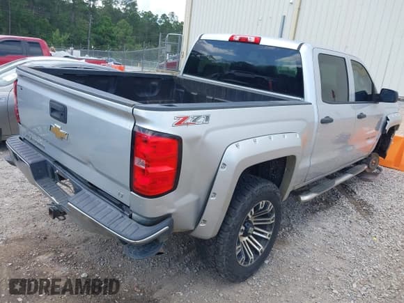 ✅ 2014 Chevrolet Silverado 1500 LT • VIN: 3GCUKREC1EG136336 • Лот: 42082709. Опубликован ранее на IAAI с пробегом 202 319 миль. Бесплатный доступ к архиву аукционных продаж из США и подробный отчёт об истории автомобиля на DreamBid. Изображение 4.