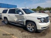 ✅ 2015 Chevrolet Suburban LTZ • VIN: 1GNSKKKC0FR730864 • Lot: 72210314. Wystawiony na Copart z przebiegiem 114 265 mil. Bezpłatny archiwum sprzedaży aukcyjnych z USA i szczegółowy raport historii pojazdu na DreamBid. Zdjęcie 4.