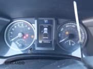 ✅ 2020 Toyota Tacoma SR5 • VIN: 3TMCZ5AN4LM295938 • Lot: 40692316. Listed on IAAI with 75,714 mi. Free auction sales archive from the USA and detailed vehicle history report at DreamBid. Image 7.