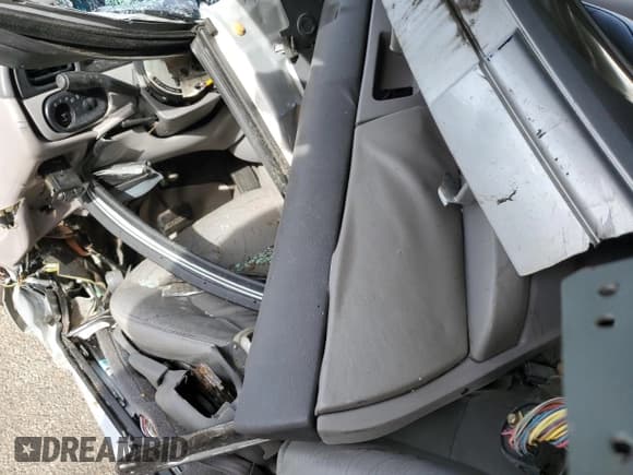 ✅ 2002 Mercury Sable LS Premium • VIN: 1MEHM59S12G607493 • Lot: 78230594. Listed on Copart with 127,913 mi. Free auction sales archive from the USA and detailed vehicle history report at DreamBid. Image 8.