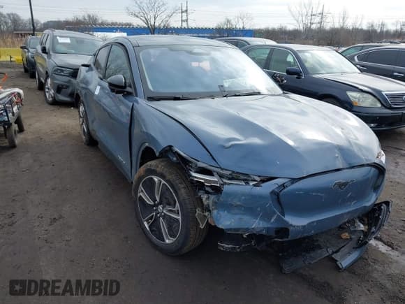 ✅ 2023 Ford Mustang Mach-E Premium • VIN: 3FMTK3R49PMB02544 • Лот: 41705814. Опубликован ранее на IAAI с пробегом 19 213 миль. Бесплатный доступ к архиву аукционных продаж из США и подробный отчёт об истории автомобиля на DreamBid. Изображение 1.