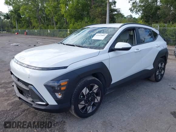 2025 Hyundai Kona SEL with VIN KM8HB3AB6SU196452, listed as a IAAI auction lot 41423802 with 1,765 mi miles and . Bid and sale history available at DreamBid. Image 18.