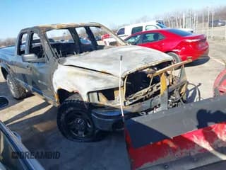 ✅ 2003 Dodge 2500 ST • VIN: 3D7KU28D53G836912 • Лот: 41963302. Опубликован ранее на IAAI с пробегом Не указан. Бесплатный доступ к архиву аукционных продаж из США и подробный отчёт об истории автомобиля на DreamBid. Изображение 1.