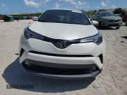 ✅ 2018 Toyota C-HR XLE • VIN: JTNKHMBX3J1006739 • Lot: 59875715. Wystawiony na Copart z przebiegiem 126 204 mil. Bezpłatny archiwum sprzedaży aukcyjnych z USA i szczegółowy raport historii pojazdu na DreamBid. Zdjęcie 5.