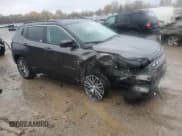 ✅ 2022 Jeep Compass (RED) Edition • VIN: 3C4NJDCB8NT188221 • Lot: 89811815. Wystawiony na Copart z przebiegiem 27 461 mil. Bezpłatny archiwum sprzedaży aukcyjnych z USA i szczegółowy raport historii pojazdu na DreamBid. Zdjęcie 4.