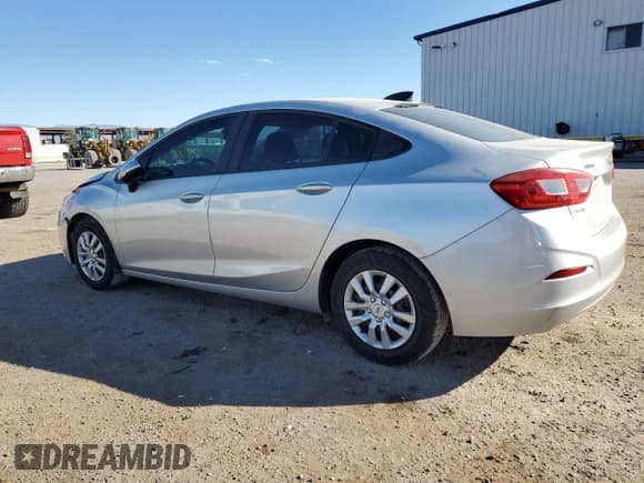 ✅ 2017 Chevrolet Cruze LS • VIN: 1G1BC5SM1H7114484 • Lot: 91451935. Wystawiony na Copart z przebiegiem 139 024 mil. Bezpłatny archiwum sprzedaży aukcyjnych z USA i szczegółowy raport historii pojazdu na DreamBid. Zdjęcie 2.