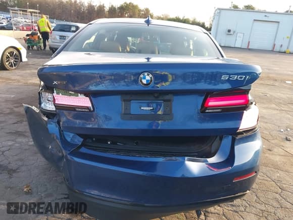 ✅ 2022 BMW 5 Series 530i xDrive • VIN: WBA13BJ03NWX56865 • Лот: 43822464. Опубликован ранее на IAAI с пробегом 35 760 миль. Бесплатный доступ к архиву аукционных продаж из США и подробный отчёт об истории автомобиля на DreamBid. Изображение 16.